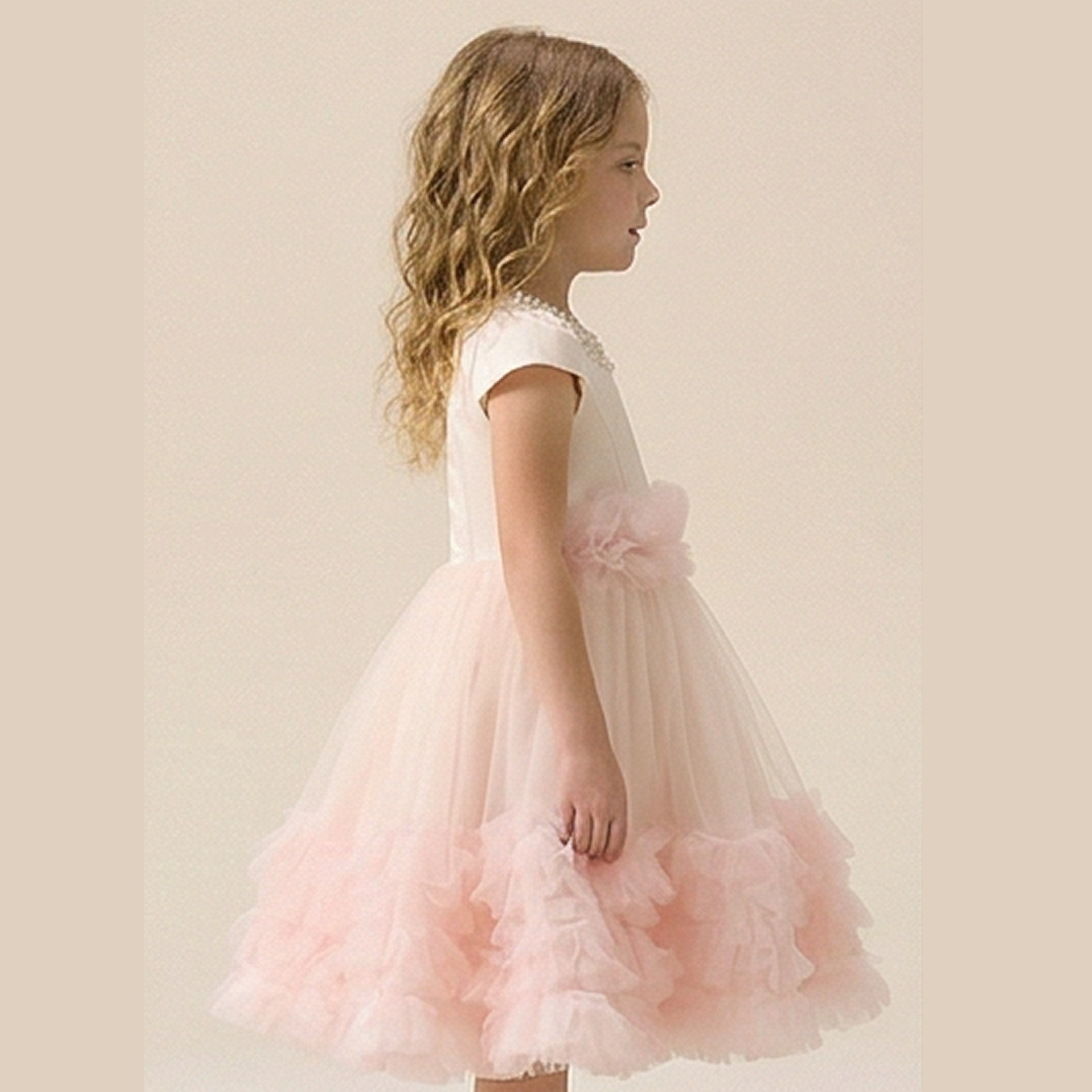 Гоёлын даашинз